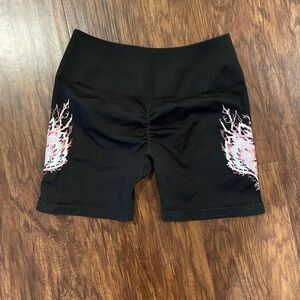 Darc sport high waisted scrunch butt bike gym shorts women’s size M